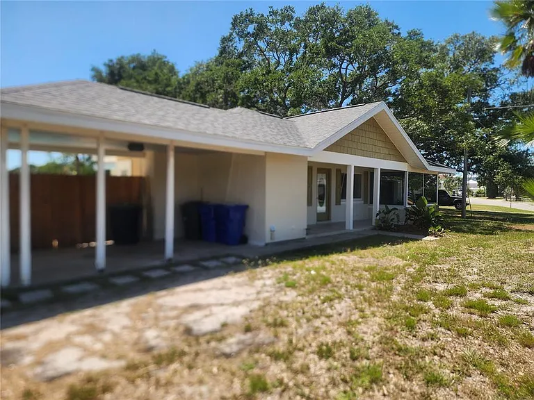 2494 Del Rio Way — Photo 25