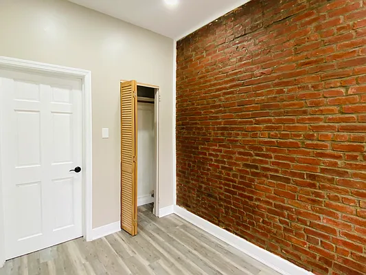 Rented by Brooklyn Heights Real Estate Inc | media 8