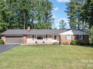1 Oakwilde Dr, Asheville, NC 28803