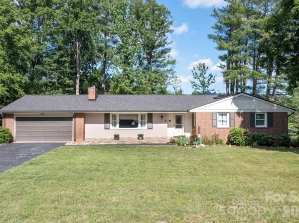 1 Oakwilde Dr, Asheville, NC 28803