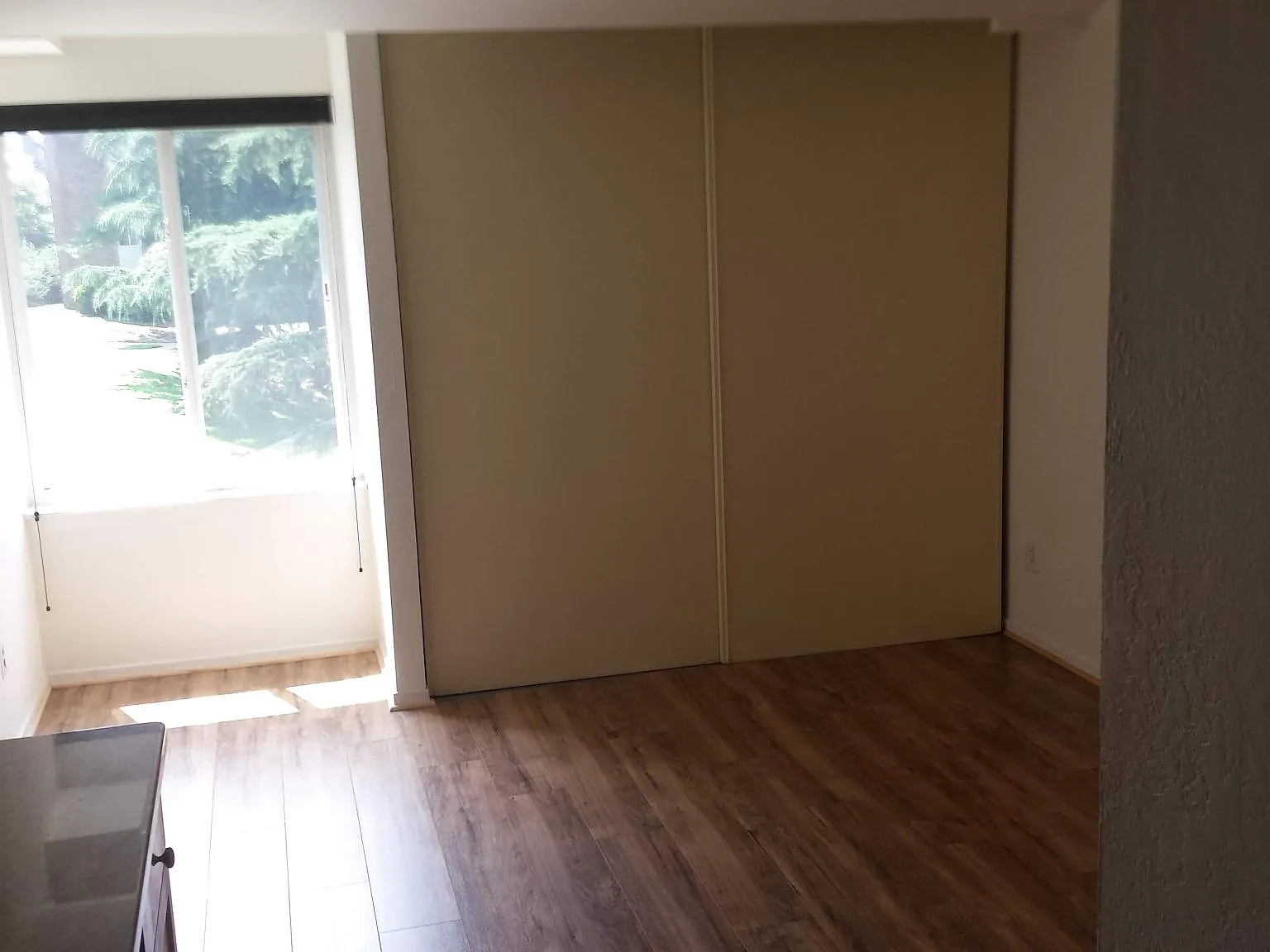 1 bed, 843 sqft, $2,290 — Photo 2