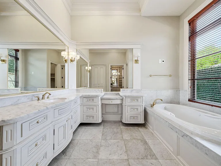 5339 Tilbury Dr — Photo 28