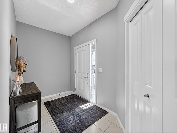 5th image of 3210 Chernowski Way SW