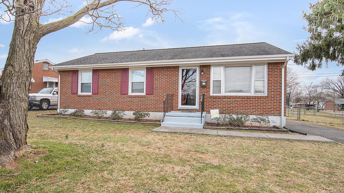 822 Fenwick Dr, Roanoke, VA 24012 Zillow