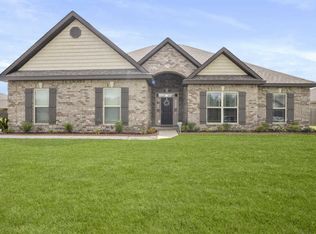 10490 Autumn Dr, Gulfport, MS 39503
