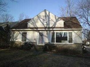 984 Chelston Ave, South Euclid, OH 44121