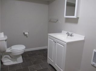 300 Reamer Ave, Carnegie, PA