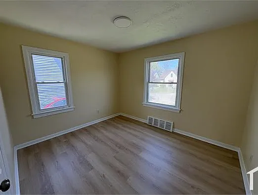 16222 Lotus Dr — Photo 7