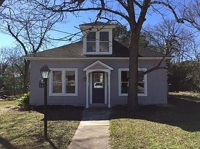 1st image of 641 N Franklin St