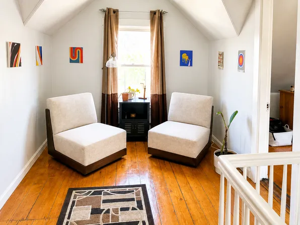 26 Winthrop St #2, Melrose, MA 02176