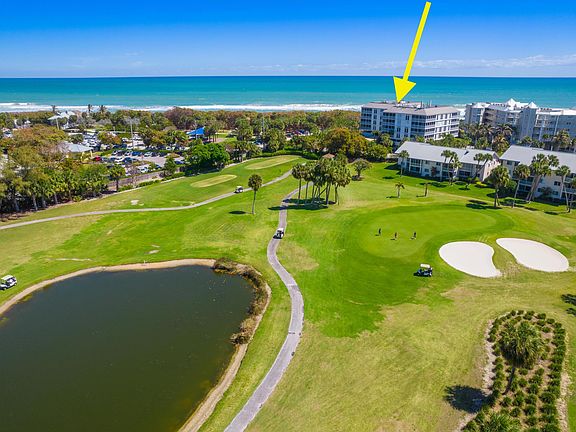 2nd image of 669 NE Plantation Road #308