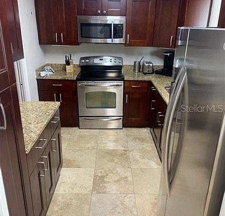 4th image of 809 N Gomez Ave