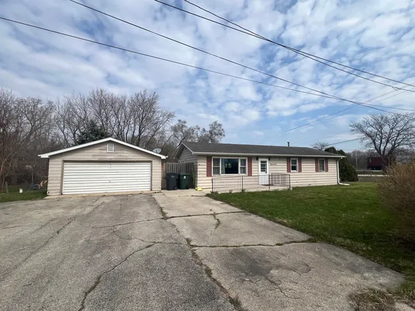 24030 W Zauratsky Rd, Channahon, IL 60410