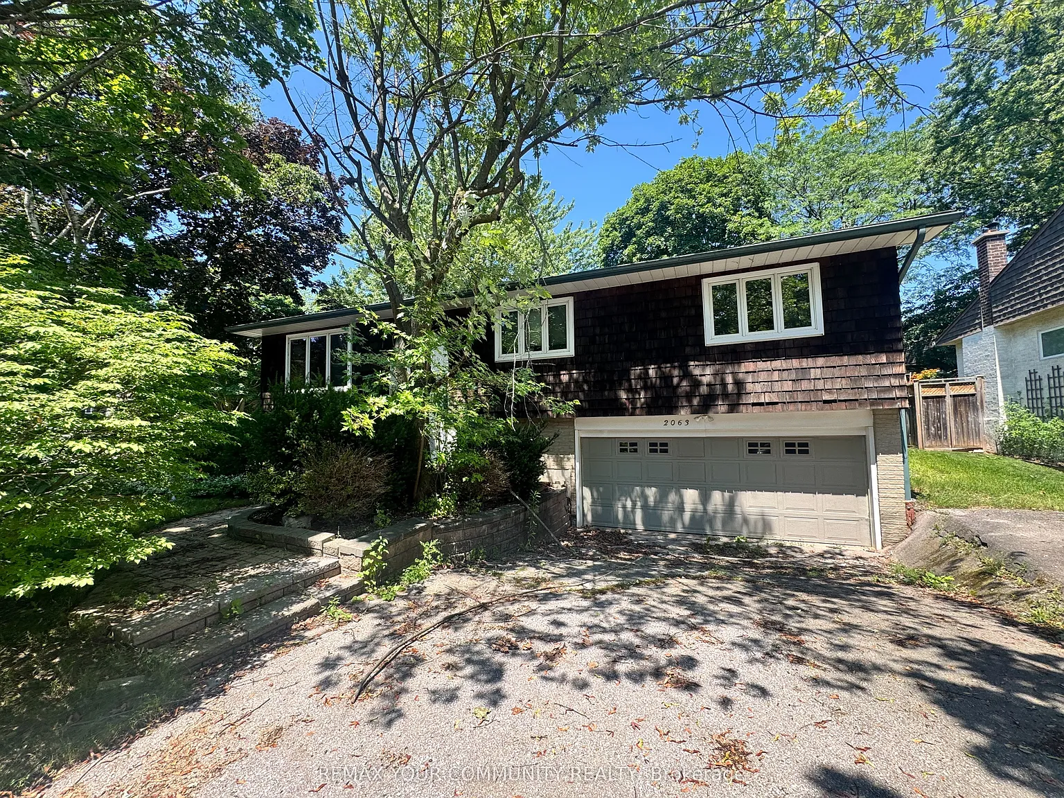 4 bed, $4,000 — Photo 1