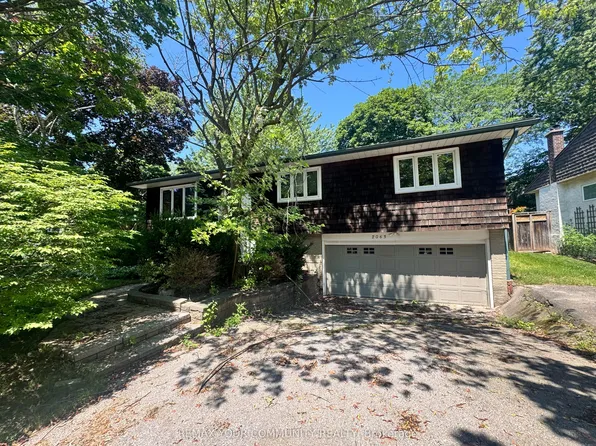2063 Waters Edge Dr, Oakville, ON L6L 1A3