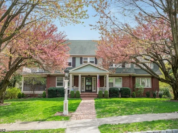 19 Summit Rd, Verona Twp., NJ 07044