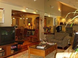 144 Hilltop Rd, Saugerties, NY 12477