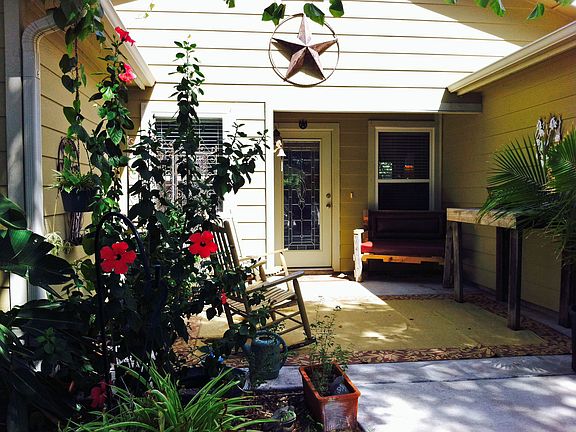 2nd image of 110 Breezy St