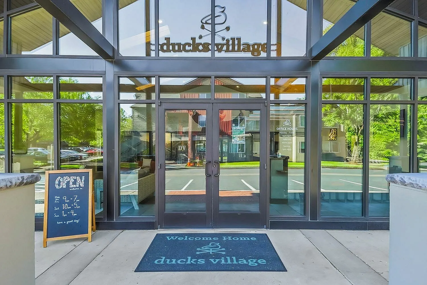 Ducks Village — Photo 2