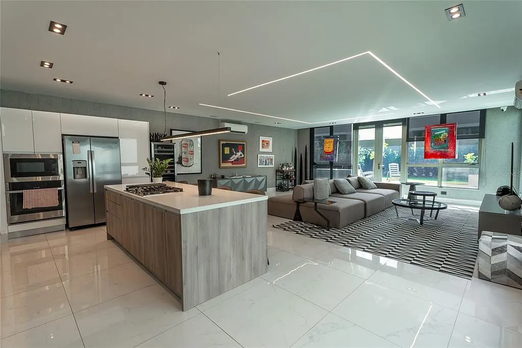 Building Photo - 68 Riviera Vlg
