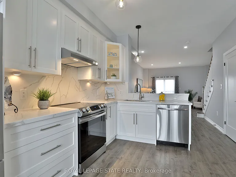 45 Edenrock Dr — Photo 10