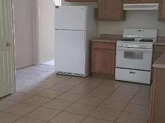 3rd image of 6029 Honeybee Ct