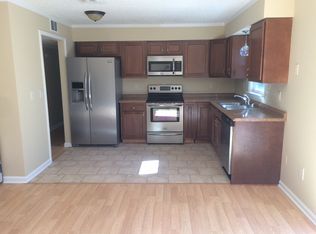 7104 Lydgate Dr, Louisville, KY 40222