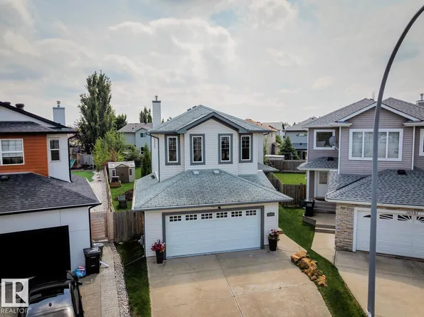16765 119th St NW, Edmonton, AB T5X 6K4