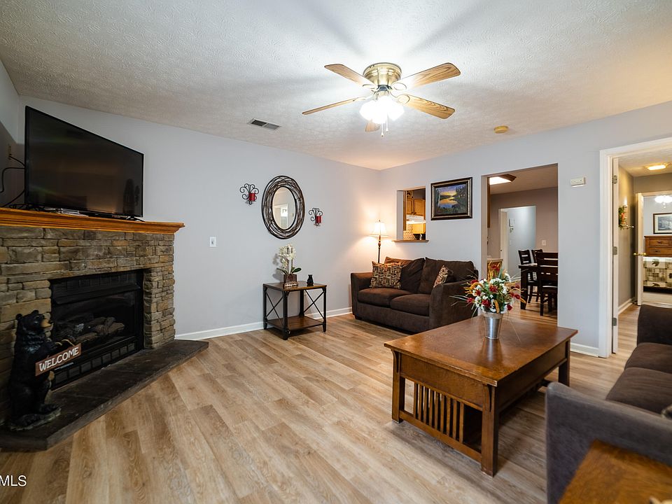 1070 Alpine Dr Sevierville TN Zillow
