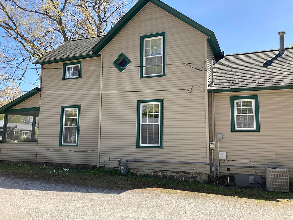 99 N 4th Ave, Fruitport, MI 49415 MLS 23015997 Zillow