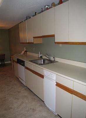 This unit is totally move in condition.