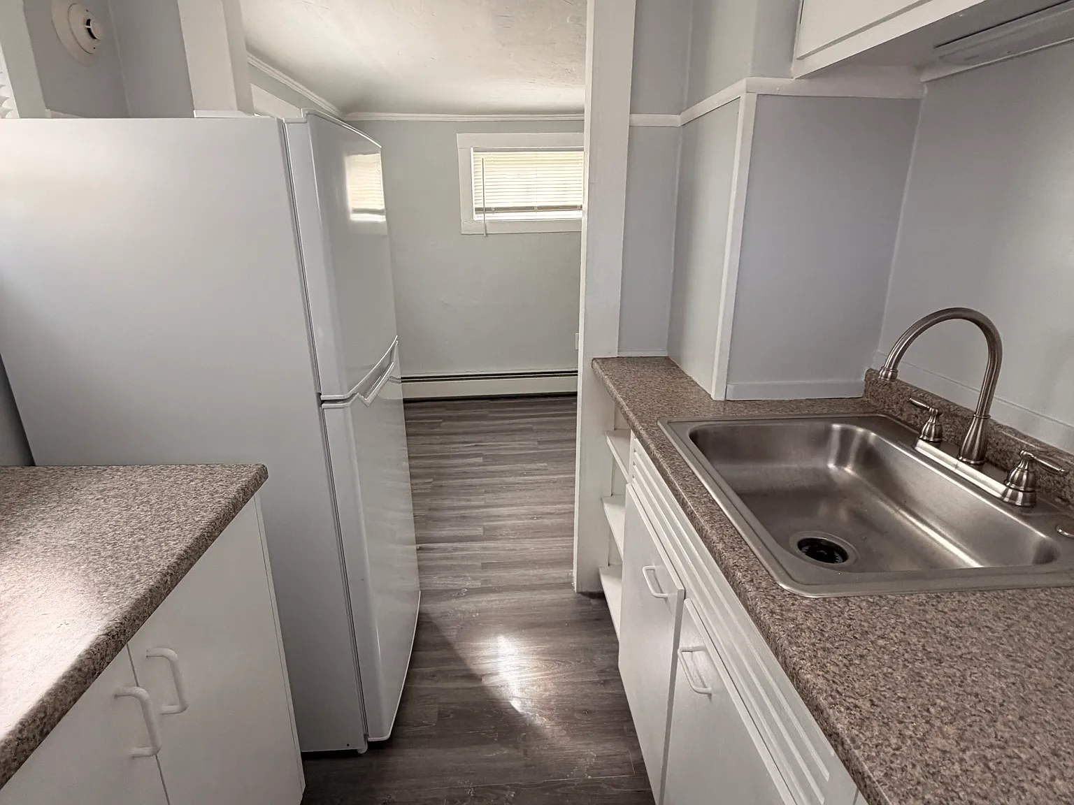 1 bed, $1,600 — Photo 2