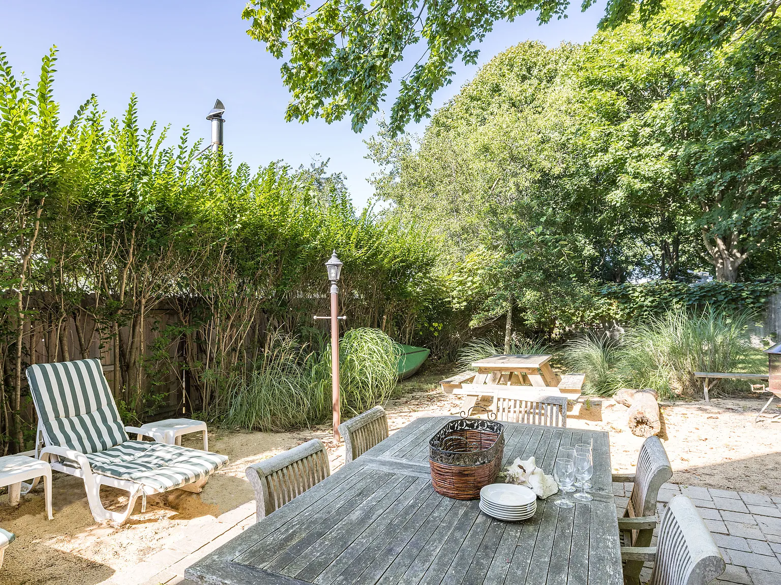 Ditch Plains Beach House — Photo 2