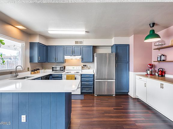 3rd image of 2043 W PLATA Avenue
