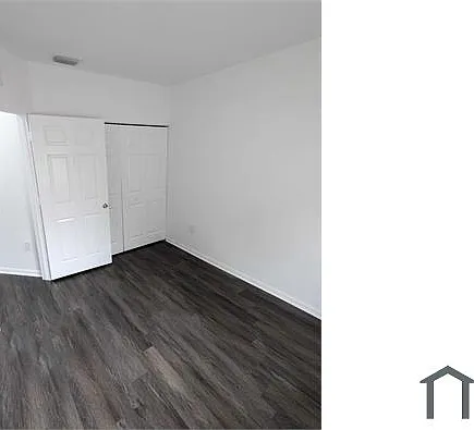 3 bed, 1054 sqft, $2,200 — Photo 3