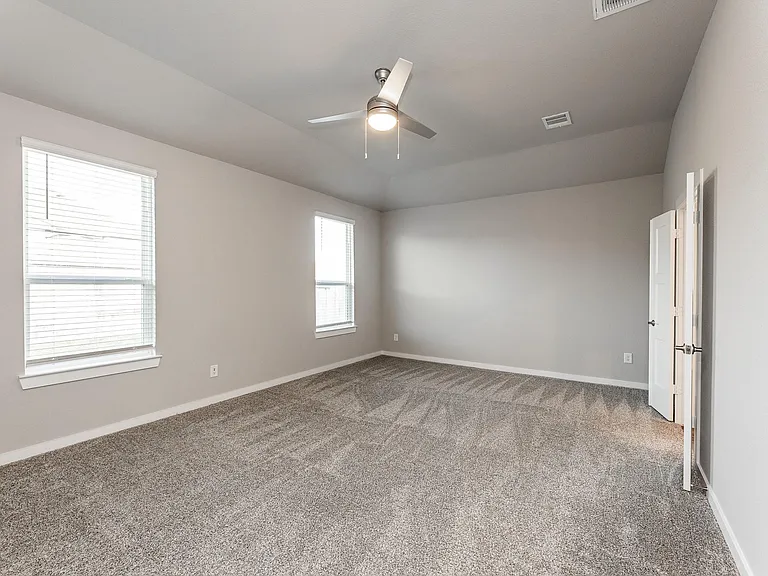 22806 Theodoli Dr — Photo 15