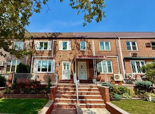 6365 76th St, Middle Village, NY 11379