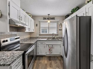 8730 134th St W, Apple Valley, MN 55124