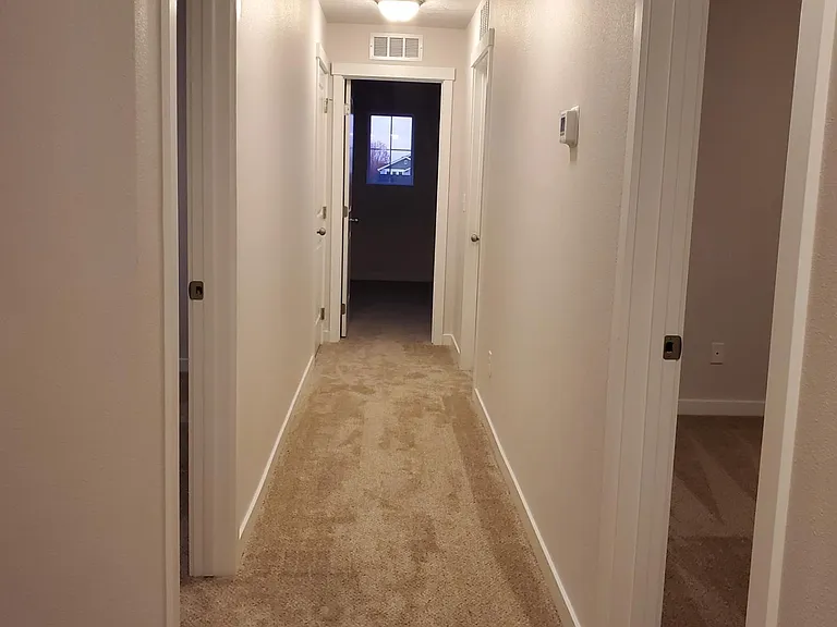 245 W Wanda St — Photo 7
