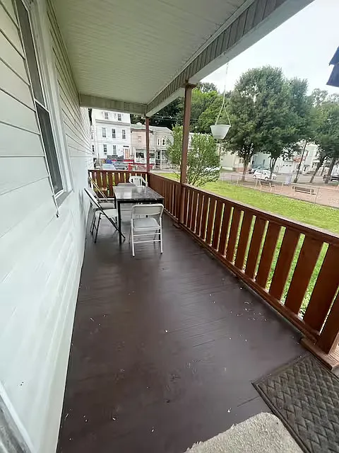 3 bed, 1680 sqft, $3,500 — Photo 2