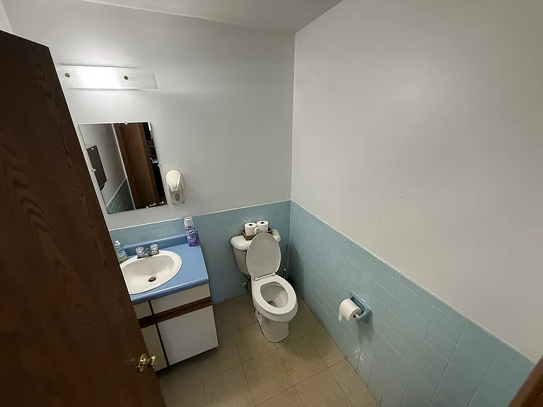 1024 E Commercial Ave — Photo 20