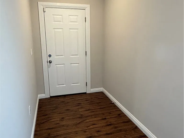 1529 Pleasant Ave #C — Photo 14