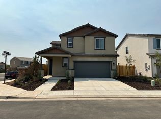 386 Thunder Rd S, Madera, CA 93636