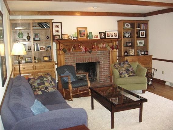 3rd image of 1335 Barrington Woods Dr
