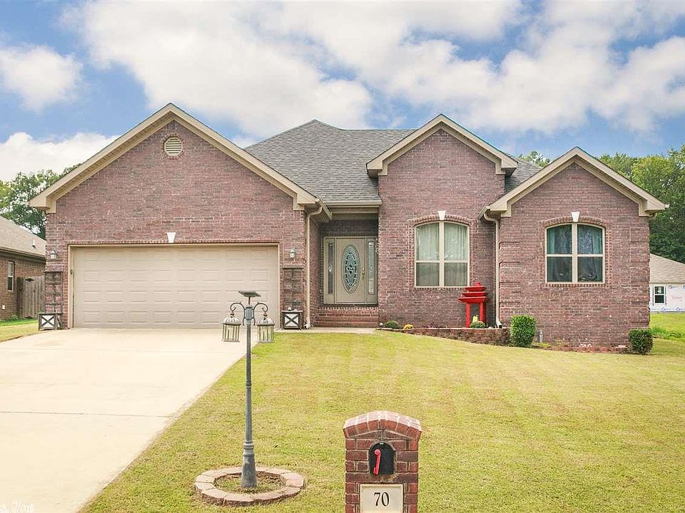 1st image of 70 Cedar Creek Cv