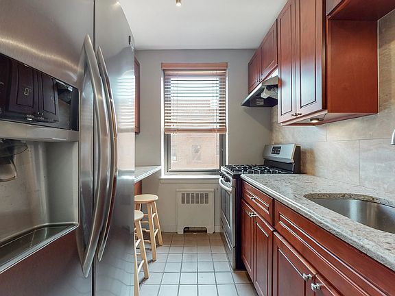 3rd image of 32-23 88th St #D505