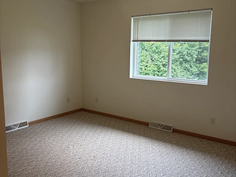 2309 S 22nd St — Photo 3