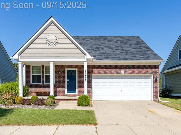 10455 Scarlet Oak Dr, Ypsilanti, MI 48198