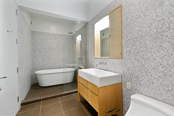 Rented by Corcoran | media 23