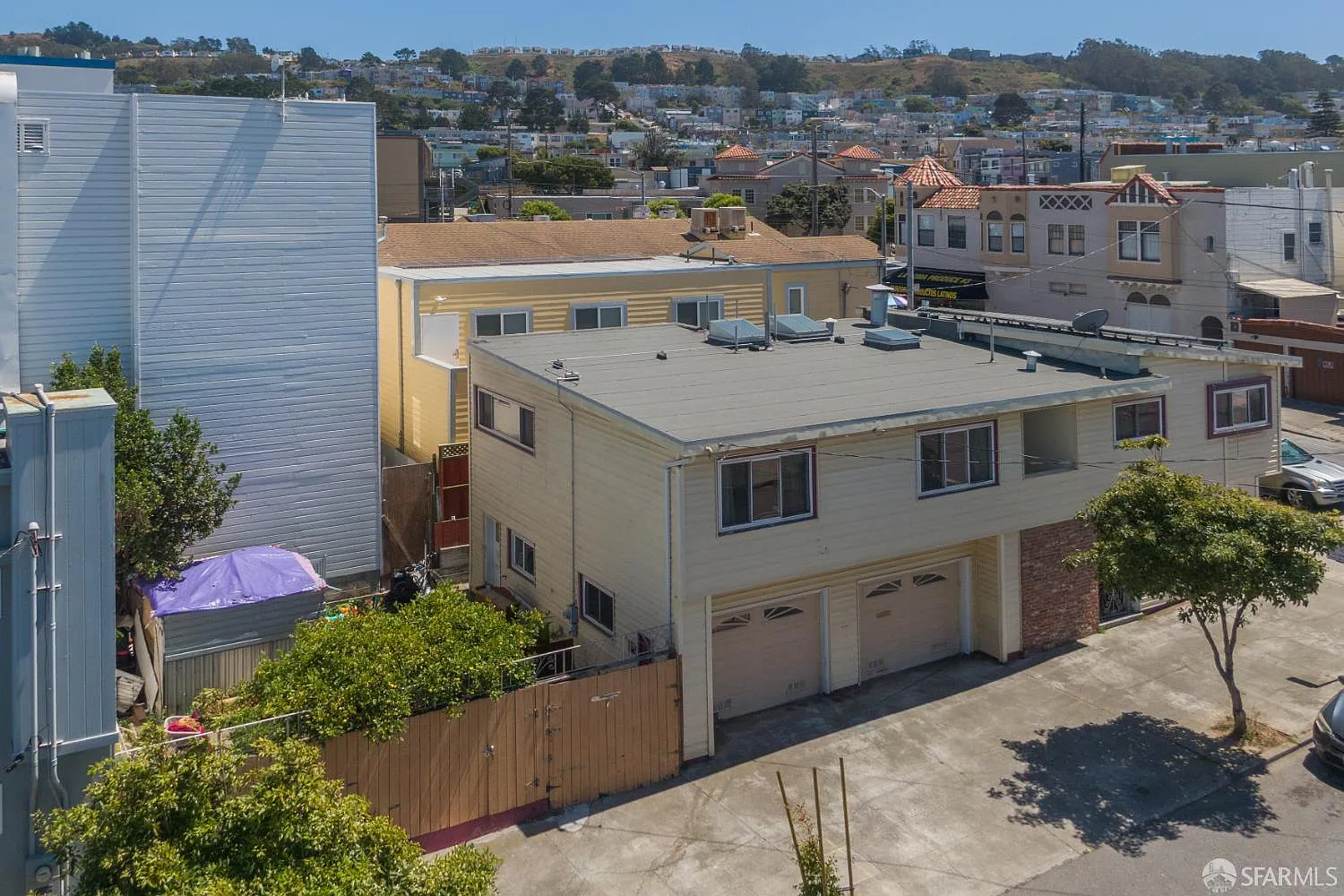 483 Ellington Ave - Photo 4